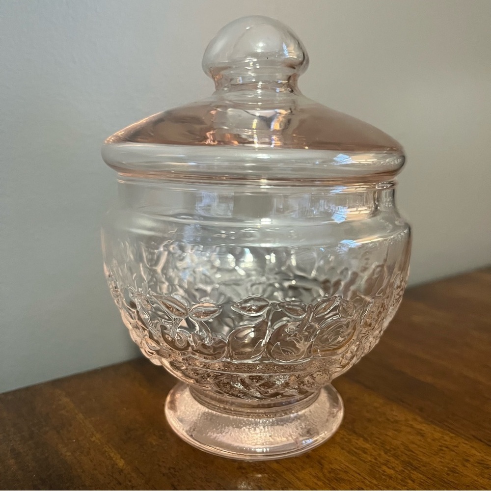vintage Studio Nova pink glass candy dish with a lid. - Picture 11 of 11